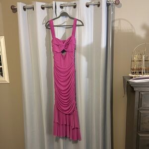 Elegant Pink Sleeveless Dress